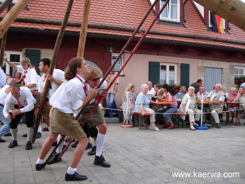 Krwa 2006: Rausdou und aafstelln vom Krwabamm